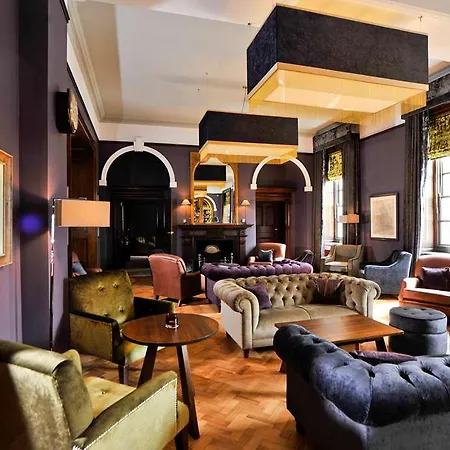 Hotel The Grand,